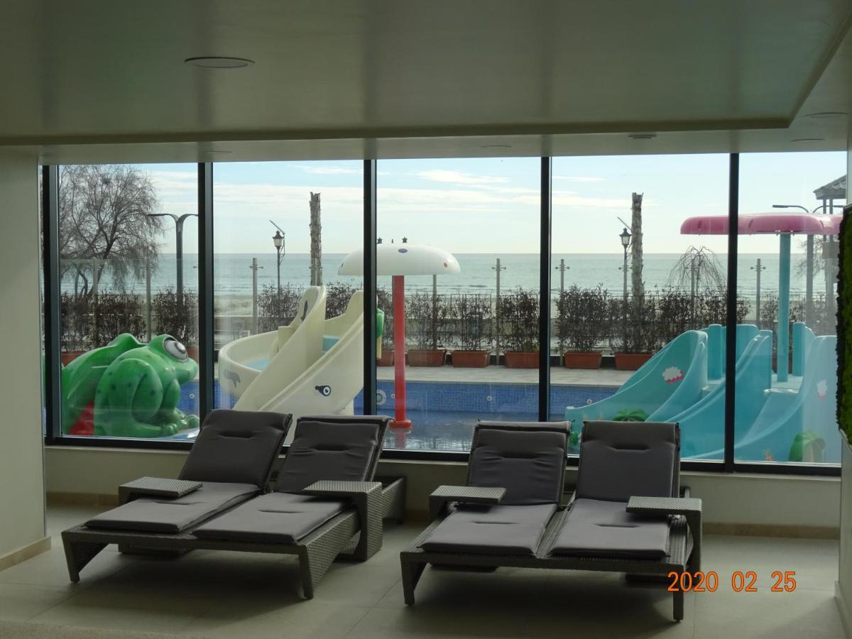 Teemo Beach Apartment, Alezzi Beach Resort Navodari Exterior photo